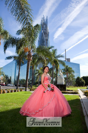 QUINCEANERAS, SWEET SIXTEENS, 18TH BIRTHDAY DEBUT, photography and video service, weddings, family portraits, business headshots, photography studio in Whittier Ca, 323-633-8283