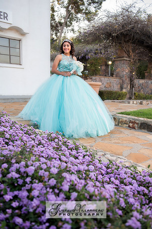 QUINCEANERAS, SWEET SIXTEENS, 18TH BIRTHDAY DEBUT, photography and video service, weddings, family portraits, business headshots, photography studio in Whittier Ca, 323-633-8283