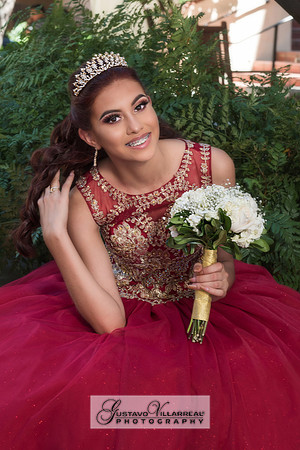 QUINCEANERAS, SWEET SIXTEENS, 18TH BIRTHDAY DEBUT, photography and video service, weddings, family portraits, business headshots, photography studio in Whittier Ca, 323-633-8283