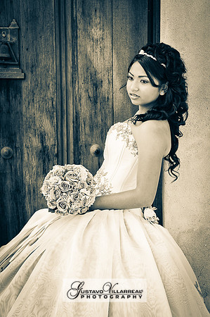 QUINCEANERAS, SWEET SIXTEENS, 18TH BIRTHDAY DEBUT, photography and video service, weddings, family portraits, business headshots, photography studio in Whittier Ca, 323-633-8283