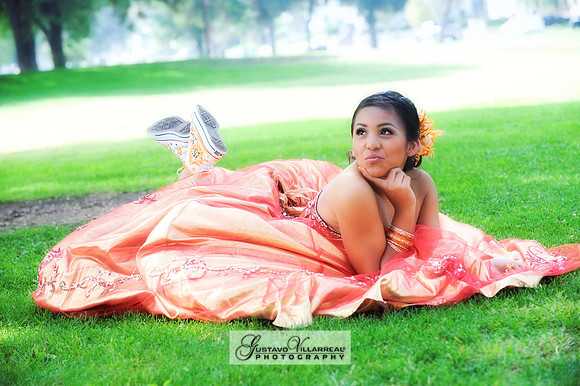 QUINCEANERAS, SWEET SIXTEENS, 18TH BIRTHDAY DEBUT, photography and video service, weddings, family portraits, business headshots, photography studio in Whittier Ca, 323-633-8283