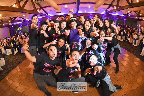 QUINCEANERAS, SWEET SIXTEENS, 18TH BIRTHDAY DEBUT, photography and video service, weddings, family portraits, business headshots, photography studio in Whittier Ca, 323-633-8283