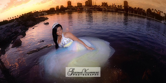 QUINCEANERAS, SWEET SIXTEENS, 18TH BIRTHDAY DEBUT, photography and video service, weddings, family portraits, business headshots, photography studio in Whittier Ca, 323-633-8283