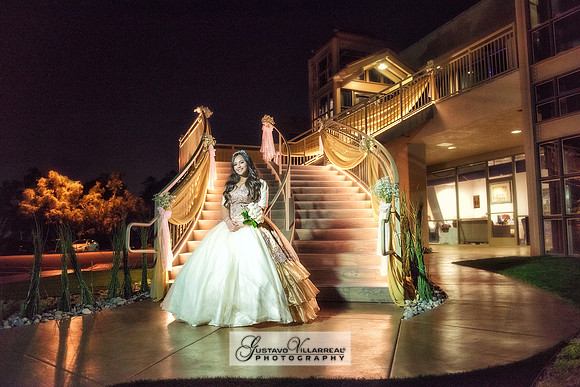 QUINCEANERAS, SWEET SIXTEENS, 18TH BIRTHDAY DEBUT, photography and video service, weddings, family portraits, business headshots, photography studio in Whittier Ca, 323-633-8283