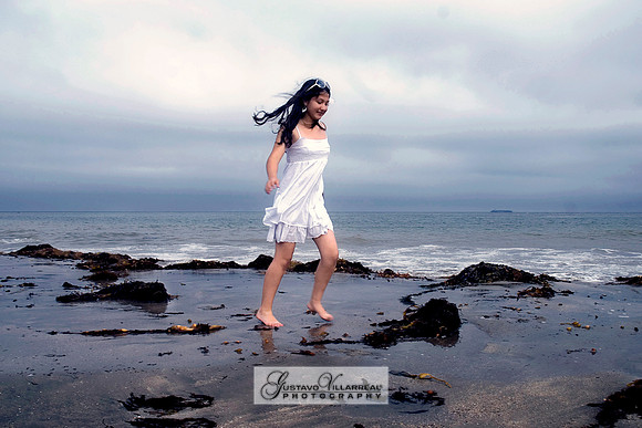 QUINCEANERAS, SWEET SIXTEENS, 18TH BIRTHDAY DEBUT, photography and video service, weddings, family portraits, business headshots, photography studio in Whittier Ca, 323-633-8283
