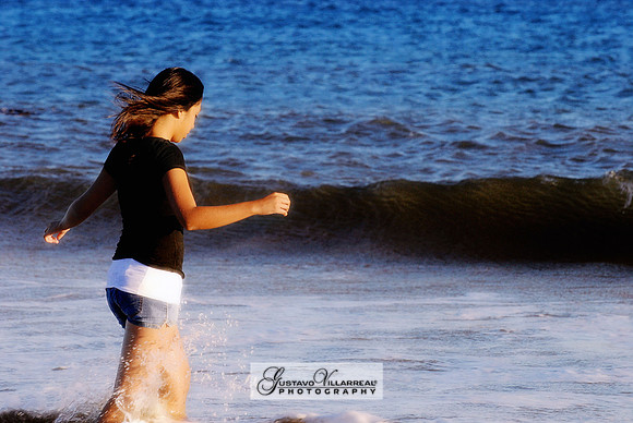 QUINCEANERAS, SWEET SIXTEENS, 18TH BIRTHDAY DEBUT, photography and video service, weddings, family portraits, business headshots, photography studio in Whittier Ca, 323-633-8283