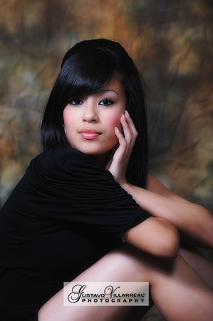 QUINCEANERAS, SWEET SIXTEENS, 18TH BIRTHDAY DEBUT, photography and video service, weddings, family portraits, business headshots, photography studio in Whittier Ca, 323-633-8283