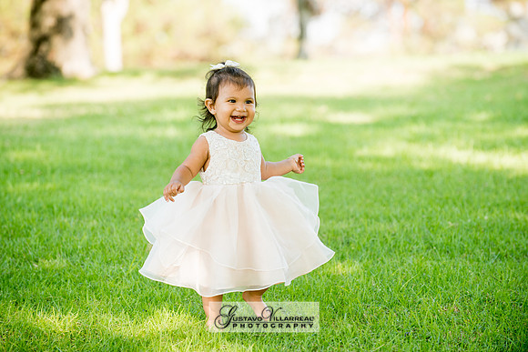 BABY PHOTOS-photography and video service, Quinceaneras, Sweet Sixteens, Family Portraits, Business Headshots, photography studio in Whittier Ca 323-633-8283