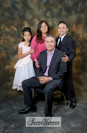 FAMILY PORTRAITS-photography and video service, Quinceaneras, Sweet Sixteens, Family Portraits, Business Headshots, photography studio in Whittier Ca 323-633-8283