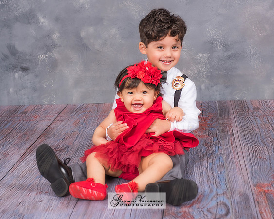 BABY PHOTOS-photography and video service, Quinceaneras, Sweet Sixteens, Family Portraits, Business Headshots, photography studio in Whittier Ca 323-633-8283