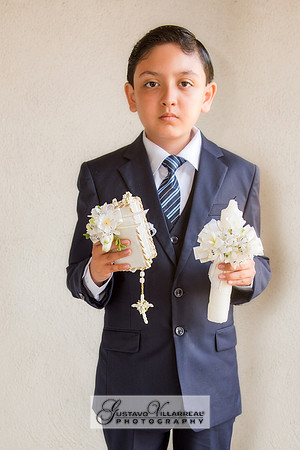 FAMILY PORTRAITS-photography and video service, Quinceaneras, Sweet Sixteens, Family Portraits, Business Headshots, photography studio in Whittier Ca 323-633-8283