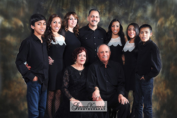 FAMILY PORTRAITS-photography and video service, Quinceaneras, Sweet Sixteens, Family Portraits, Business Headshots, photography studio in Whittier Ca 323-633-8283