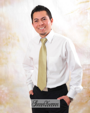 BUSINESS HEADSHOTS-photography and video service, Quinceaneras, Sweet Sixteens, Family Portraits, photography studio in Whittier Ca 323-633-8283