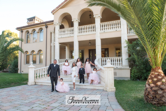 FAMILY PORTRAITS-photography and video service, Quinceaneras, Sweet Sixteens, Family Portraits, Business Headshots, photography studio in Whittier Ca 323-633-8283