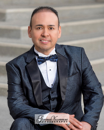 BUSINESS HEADSHOTS-photography and video service, Quinceaneras, Sweet Sixteens, Family Portraits, photography studio in Whittier Ca 323-633-8283