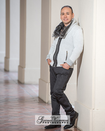 BUSINESS HEADSHOTS-photography and video service, Quinceaneras, Sweet Sixteens, Family Portraits, photography studio in Whittier Ca 323-633-8283