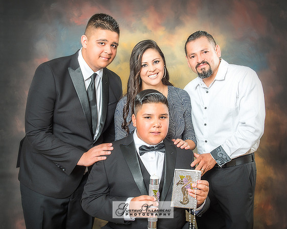 FAMILY PORTRAITS-photography and video service, Quinceaneras, Sweet Sixteens, Family Portraits, Business Headshots, photography studio in Whittier Ca 323-633-8283