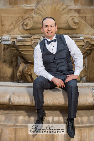 BUSINESS HEADSHOTS-photography and video service, Quinceaneras, Sweet Sixteens, Family Portraits, photography studio in Whittier Ca 323-633-8283