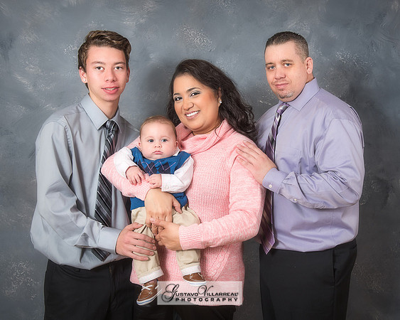 FAMILY PORTRAITS-photography and video service, Quinceaneras, Sweet Sixteens, Family Portraits, Business Headshots, photography studio in Whittier Ca 323-633-8283