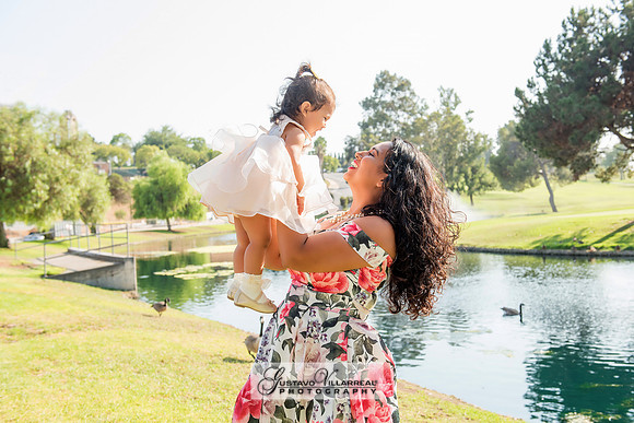 FAMILY PORTRAITS-photography and video service, Quinceaneras, Sweet Sixteens, Family Portraits, Business Headshots, photography studio in Whittier Ca 323-633-8283
