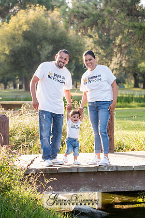 FAMILY PORTRAITS-photography and video service, Quinceaneras, Sweet Sixteens, Family Portraits, Business Headshots, photography studio in Whittier Ca 323-633-8283