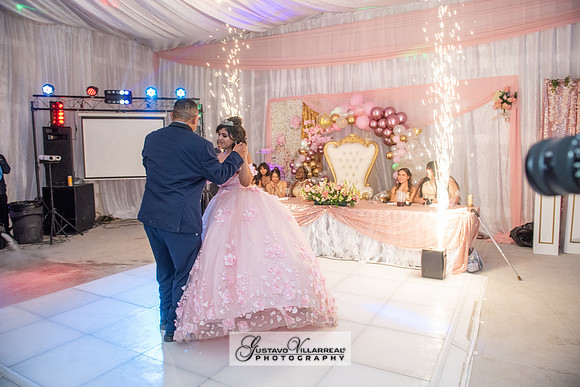 Brianna Villafan Quinceanera photography and video at Kenneth Hahn State Park in Los Angeles Ca, Salehs Palace reception hall in Whittier Ca by Gustavo Villarreal photography