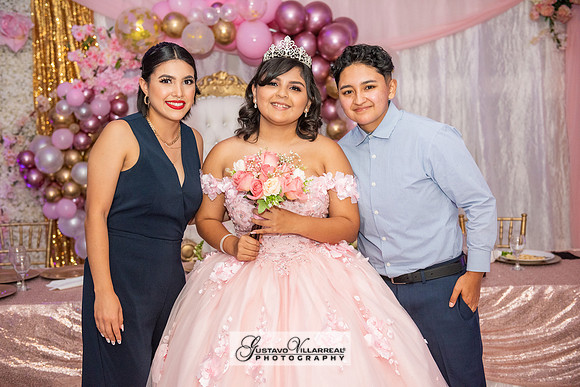 Brianna Villafan Quinceanera photography and video at Kenneth Hahn State Park in Los Angeles Ca, Salehs Palace reception hall in Whittier Ca by Gustavo Villarreal photography