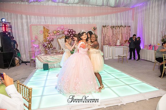 Brianna Villafan Quinceanera photography and video at Kenneth Hahn State Park in Los Angeles Ca, Salehs Palace reception hall in Whittier Ca by Gustavo Villarreal photography