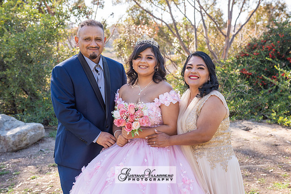 Brianna Villafan Quinceanera photography and video at Kenneth Hahn State Park in Los Angeles Ca, Salehs Palace reception hall in Whittier Ca by Gustavo Villarreal photography