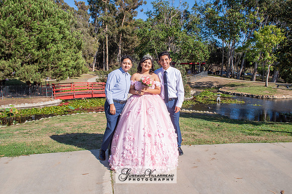 Brianna Villafan Quinceanera photography and video at Kenneth Hahn State Park in Los Angeles Ca, Salehs Palace reception hall in Whittier Ca by Gustavo Villarreal photography