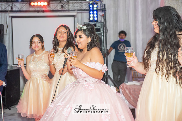Brianna Villafan Quinceanera photography and video at Kenneth Hahn State Park in Los Angeles Ca, Salehs Palace reception hall in Whittier Ca by Gustavo Villarreal photography