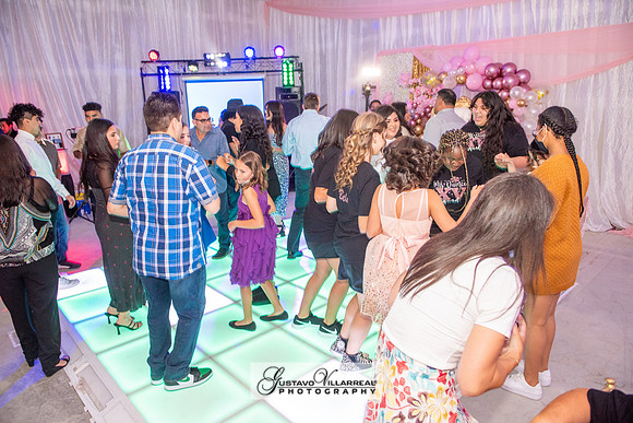 Brianna Villafan Quinceanera photography and video at Kenneth Hahn State Park in Los Angeles Ca, Salehs Palace reception hall in Whittier Ca by Gustavo Villarreal photography