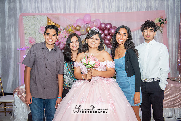 Brianna Villafan Quinceanera photography and video at Kenneth Hahn State Park in Los Angeles Ca, Salehs Palace reception hall in Whittier Ca by Gustavo Villarreal photography