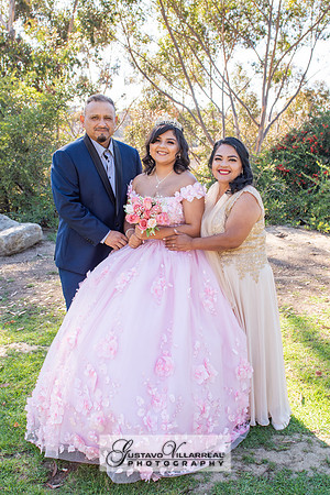 Brianna Villafan Quinceanera photography and video at Kenneth Hahn State Park in Los Angeles Ca, Salehs Palace reception hall in Whittier Ca by Gustavo Villarreal photography