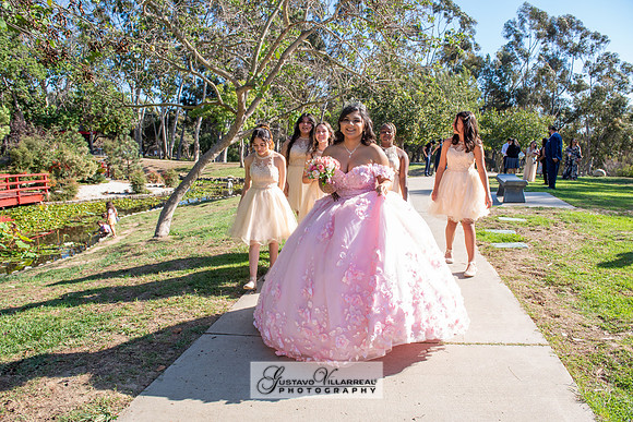 Brianna Villafan Quinceanera photography and video at Kenneth Hahn State Park in Los Angeles Ca, Salehs Palace reception hall in Whittier Ca by Gustavo Villarreal photography