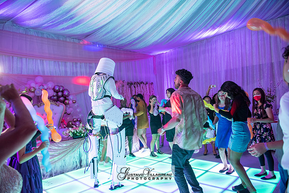 Brianna Villafan Quinceanera photography and video at Kenneth Hahn State Park in Los Angeles Ca, Salehs Palace reception hall in Whittier Ca by Gustavo Villarreal photography