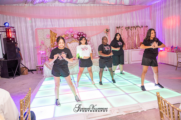 Brianna Villafan Quinceanera photography and video at Kenneth Hahn State Park in Los Angeles Ca, Salehs Palace reception hall in Whittier Ca by Gustavo Villarreal photography
