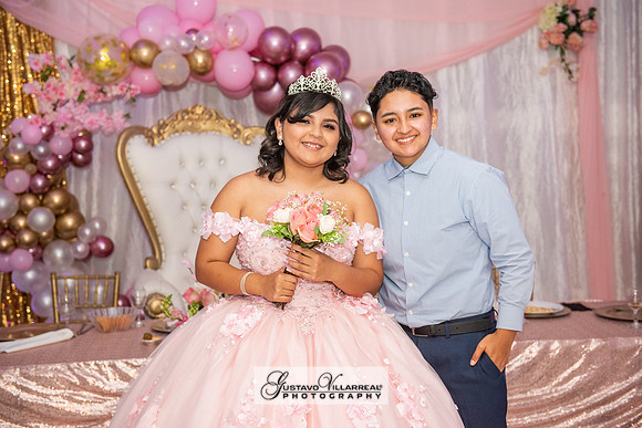 Brianna Villafan Quinceanera photography and video at Kenneth Hahn State Park in Los Angeles Ca, Salehs Palace reception hall in Whittier Ca by Gustavo Villarreal photography