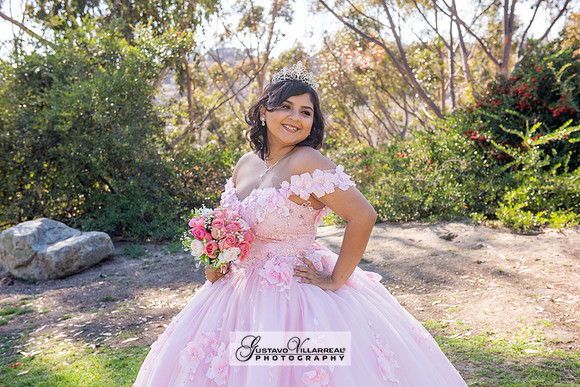 Brianna Villafan Quinceanera photography and video at Kenneth Hahn State Park in Los Angeles Ca, Salehs Palace reception hall in Whittier Ca by Gustavo Villarreal photography