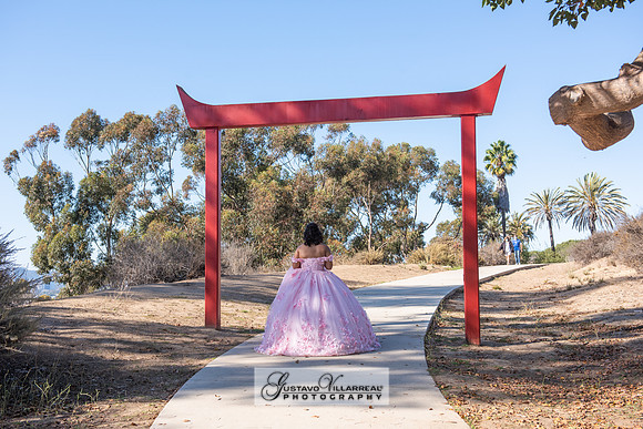 Brianna Villafan Quinceanera photography and video at Kenneth Hahn State Park in Los Angeles Ca, Salehs Palace reception hall in Whittier Ca by Gustavo Villarreal photography