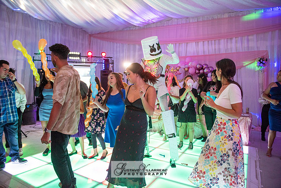 Brianna Villafan Quinceanera photography and video at Kenneth Hahn State Park in Los Angeles Ca, Salehs Palace reception hall in Whittier Ca by Gustavo Villarreal photography