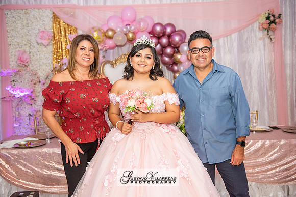 Brianna Villafan Quinceanera photography and video at Kenneth Hahn State Park in Los Angeles Ca, Salehs Palace reception hall in Whittier Ca by Gustavo Villarreal photography