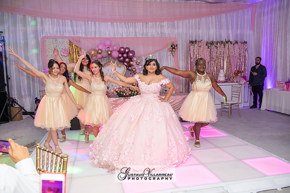Brianna Villafan Quinceanera photography and video at Kenneth Hahn State Park in Los Angeles Ca, Salehs Palace reception hall in Whittier Ca by Gustavo Villarreal photography