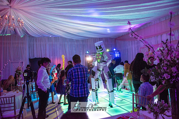 Brianna Villafan Quinceanera photography and video at Kenneth Hahn State Park in Los Angeles Ca, Salehs Palace reception hall in Whittier Ca by Gustavo Villarreal photography
