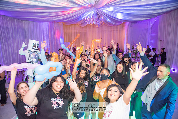 Brianna Villafan Quinceanera photography and video at Kenneth Hahn State Park in Los Angeles Ca, Salehs Palace reception hall in Whittier Ca by Gustavo Villarreal photography