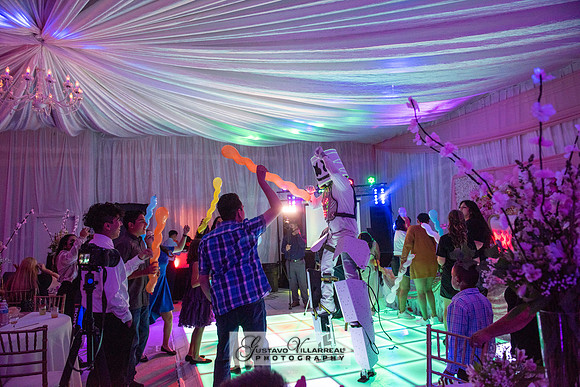 Brianna Villafan Quinceanera photography and video at Kenneth Hahn State Park in Los Angeles Ca, Salehs Palace reception hall in Whittier Ca by Gustavo Villarreal photography