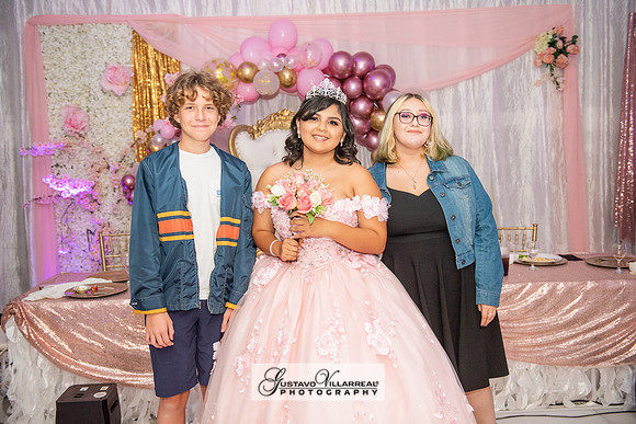 Brianna Villafan Quinceanera photography and video at Kenneth Hahn State Park in Los Angeles Ca, Salehs Palace reception hall in Whittier Ca by Gustavo Villarreal photography