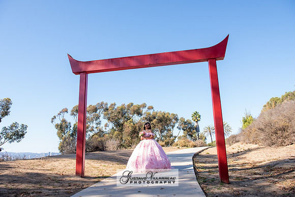 Brianna Villafan Quinceanera photography and video at Kenneth Hahn State Park in Los Angeles Ca, Salehs Palace reception hall in Whittier Ca by Gustavo Villarreal photography