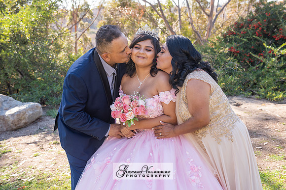 Brianna Villafan Quinceanera photography and video at Kenneth Hahn State Park in Los Angeles Ca, Salehs Palace reception hall in Whittier Ca by Gustavo Villarreal photography
