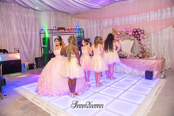 Brianna Villafan Quinceanera photography and video at Kenneth Hahn State Park in Los Angeles Ca, Salehs Palace reception hall in Whittier Ca by Gustavo Villarreal photography